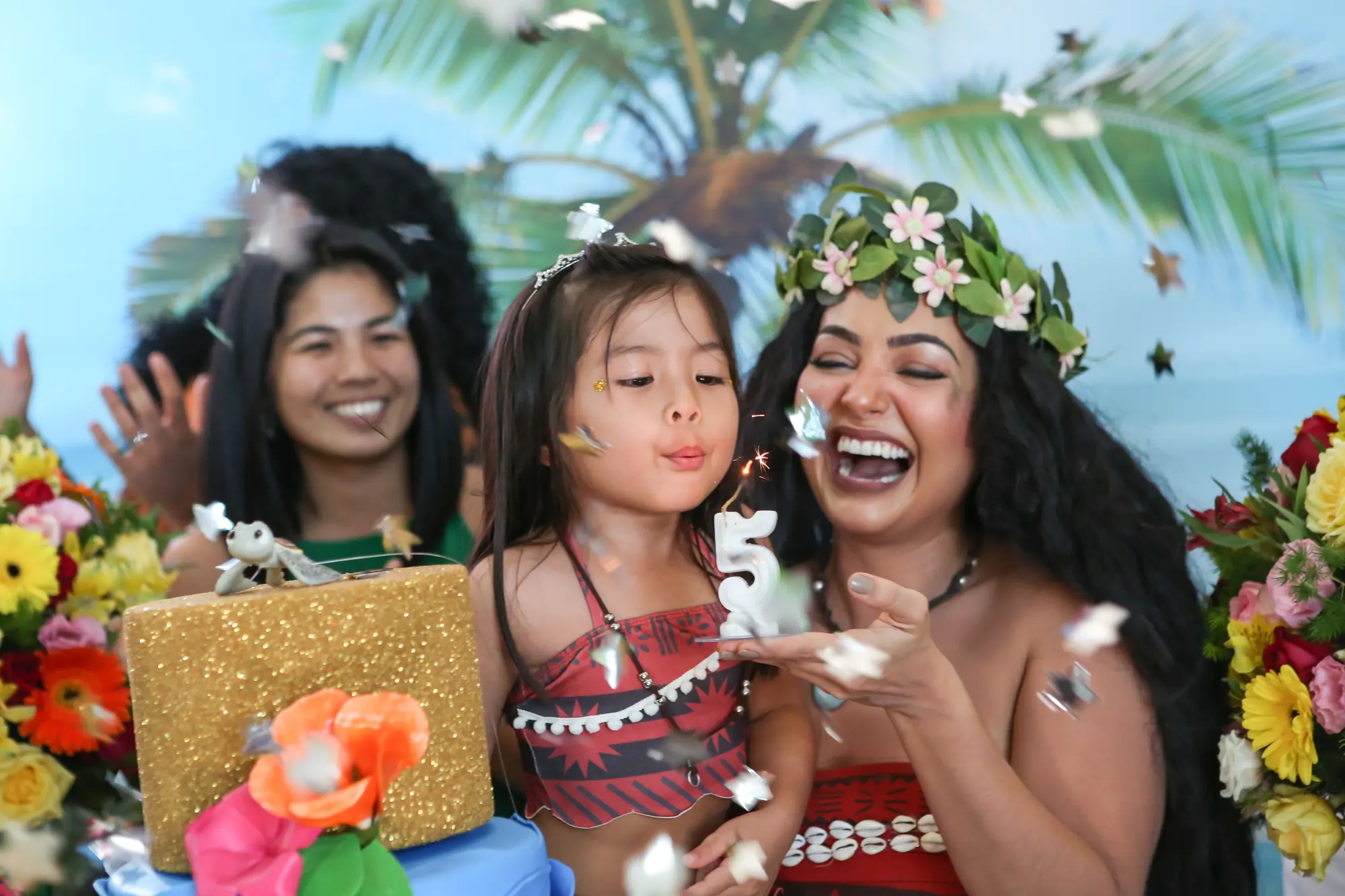 Alice — fotografia de aniversário infantil