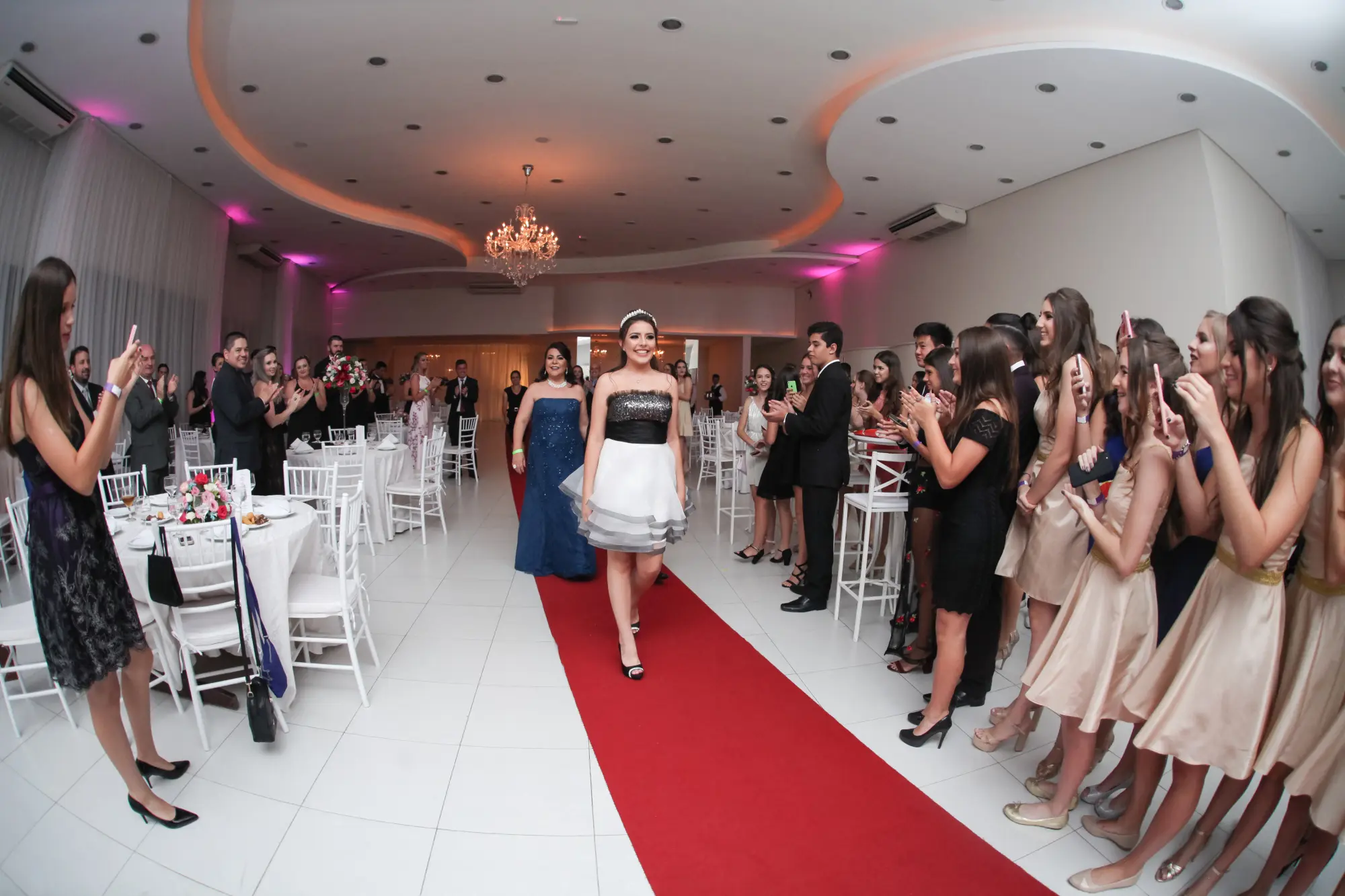 Karine — fotografia de debutante