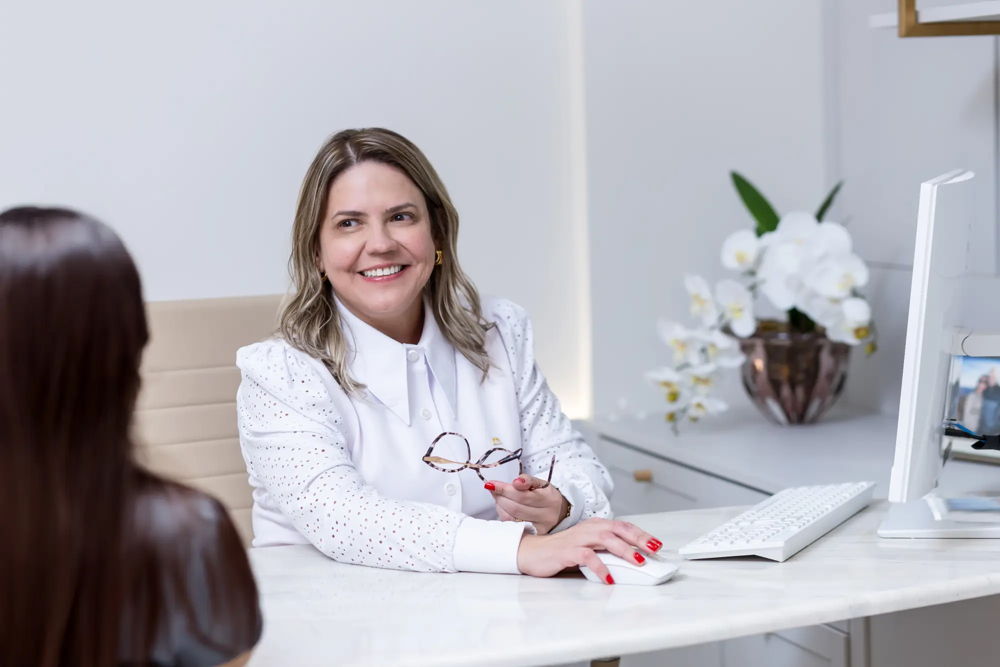 FCR60196 — retrato profissional em ambiente