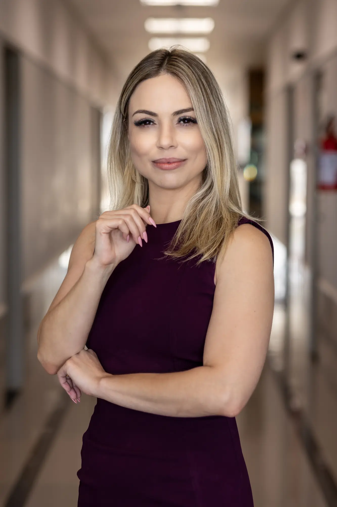 FCR68846 — retrato profissional em ambiente
